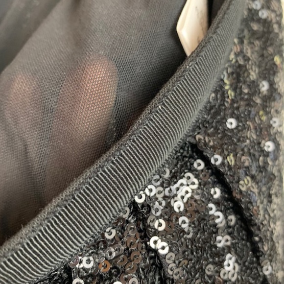 TORY BURCH sequined skirt. Size small. - Picture 8 of 10
